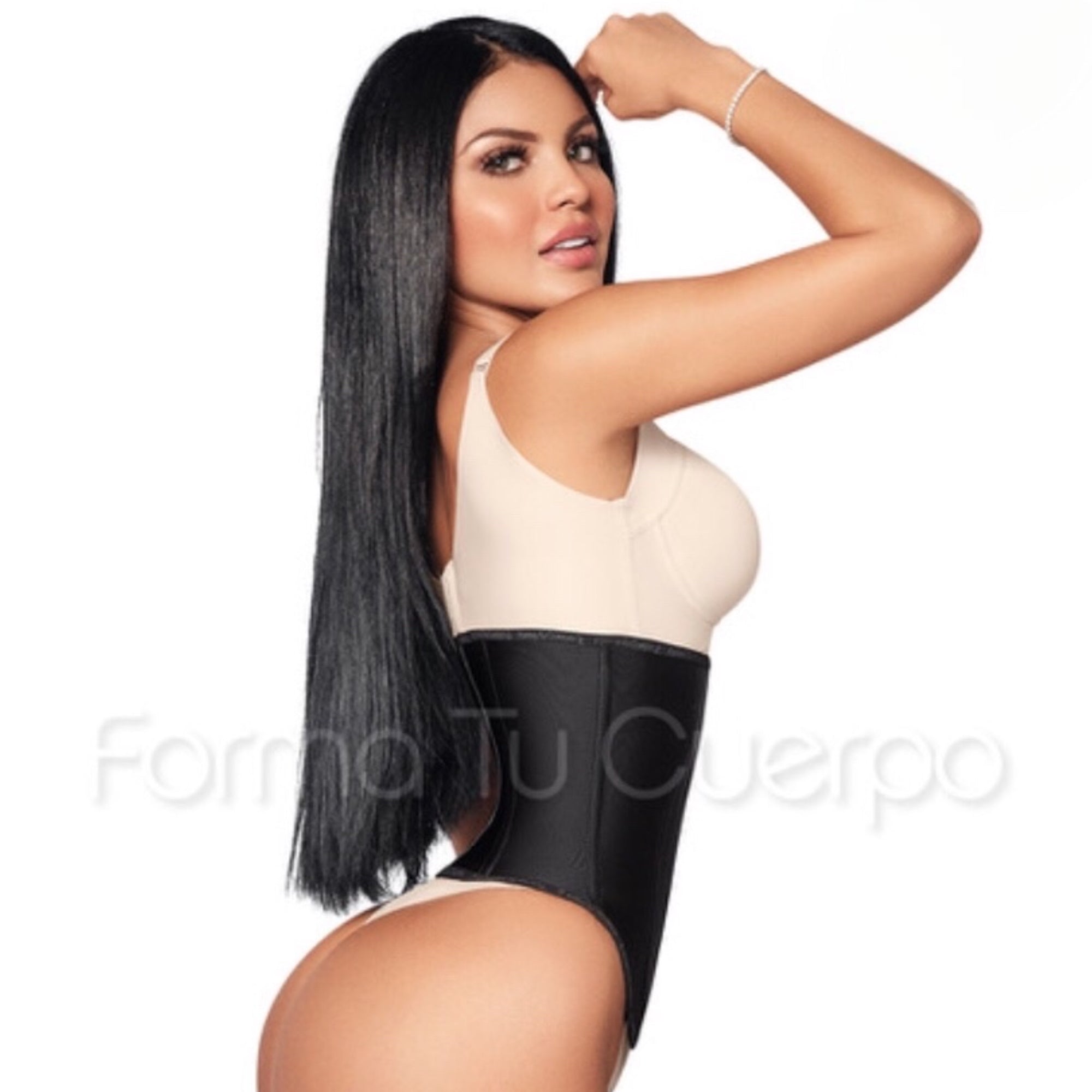 Model S - 006 - Spectacular Effective Sports Hourglass Waist